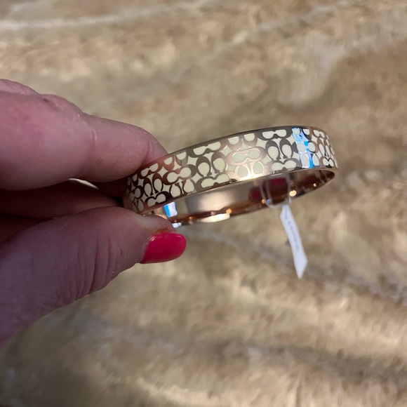 Coach Signature Bangle Rose Gold/Chalk - Picture 2 of 6